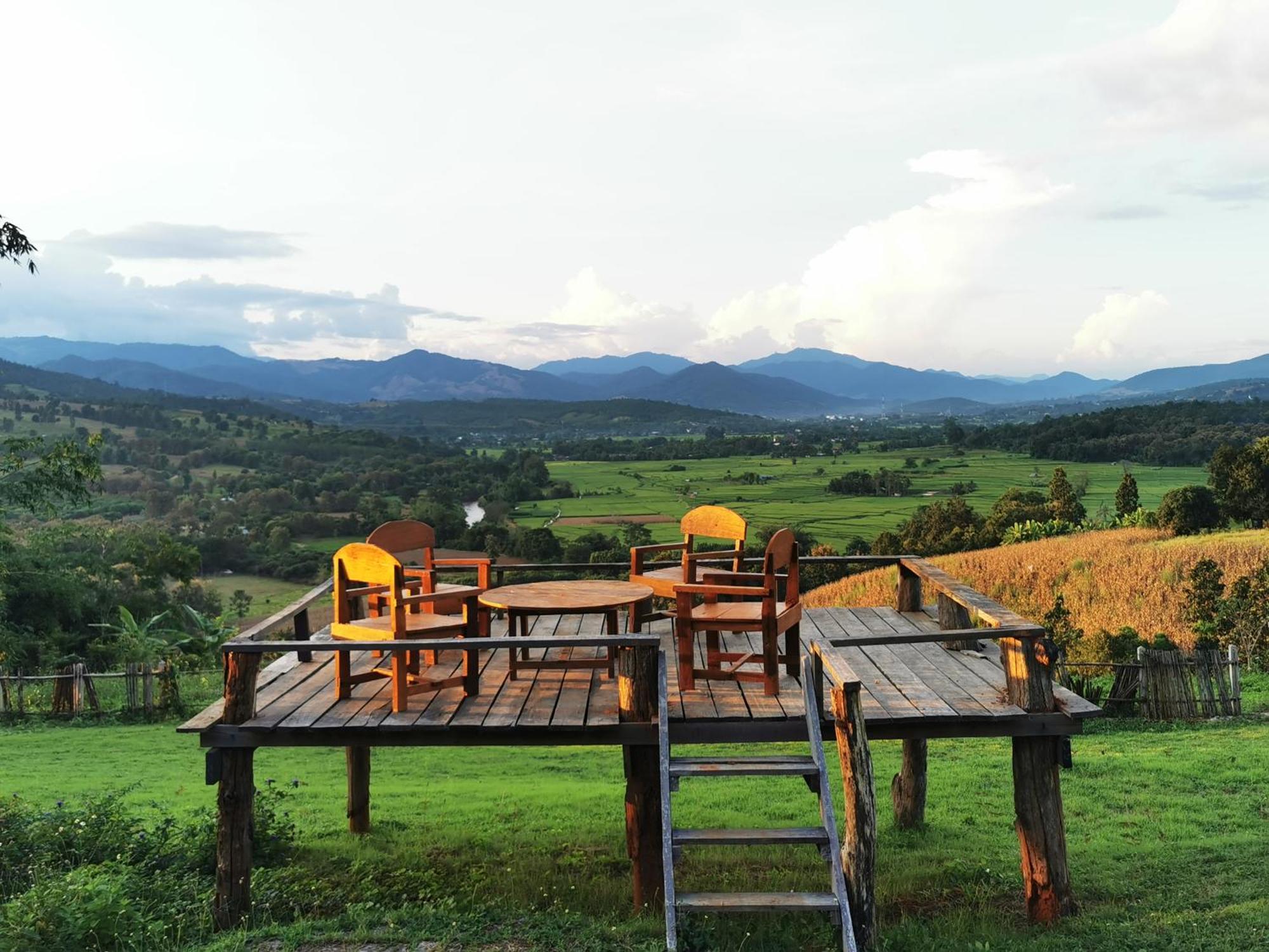 มนต์เมืองแจ่ม Hotel Mae Chaem Eksteriør billede