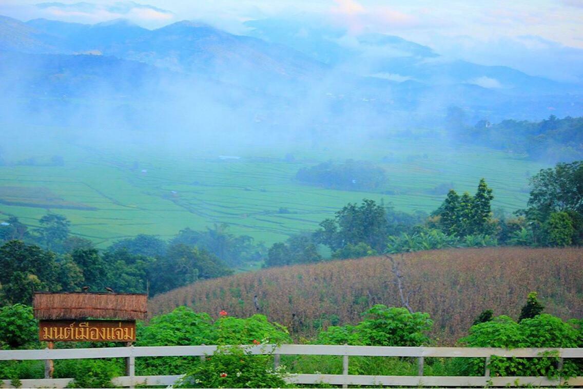 มนต์เมืองแจ่ม Hotel Mae Chaem Eksteriør billede