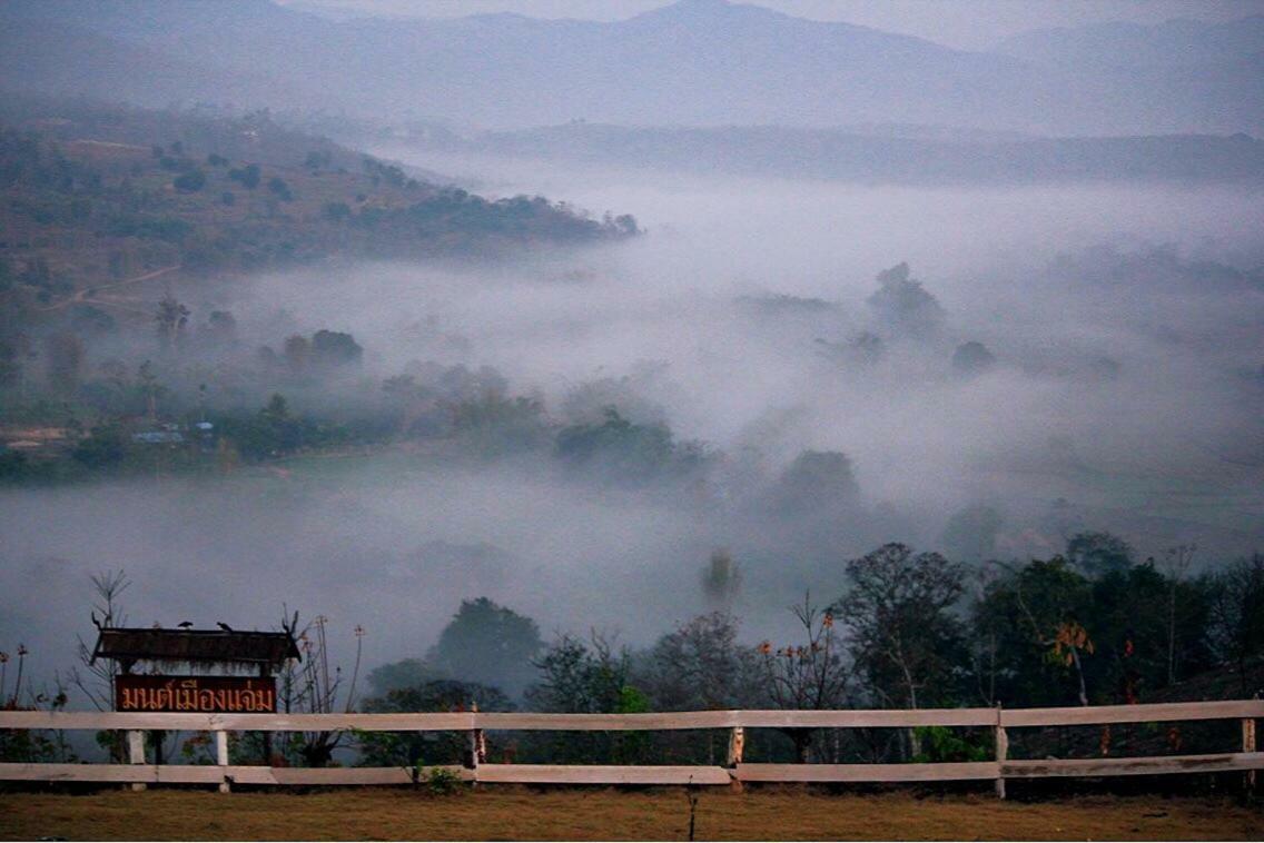 มนต์เมืองแจ่ม Hotel Mae Chaem Eksteriør billede