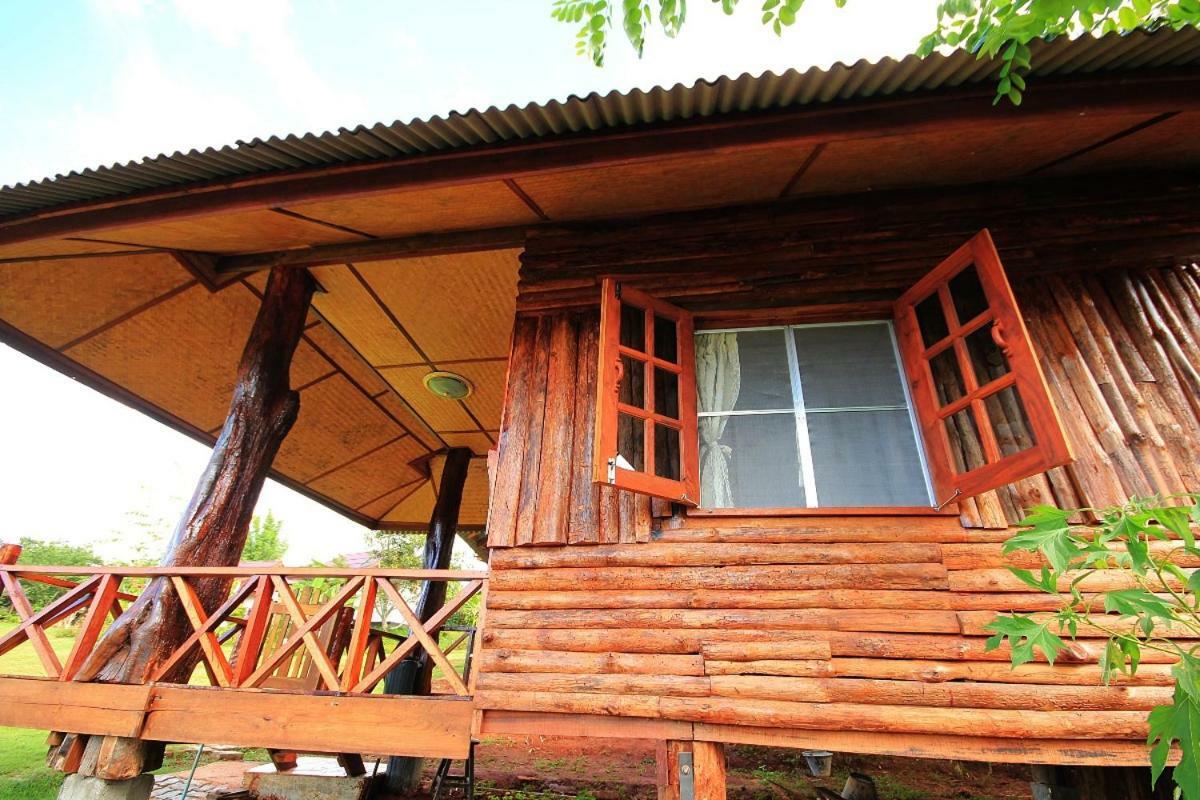 มนต์เมืองแจ่ม Hotel Mae Chaem Eksteriør billede