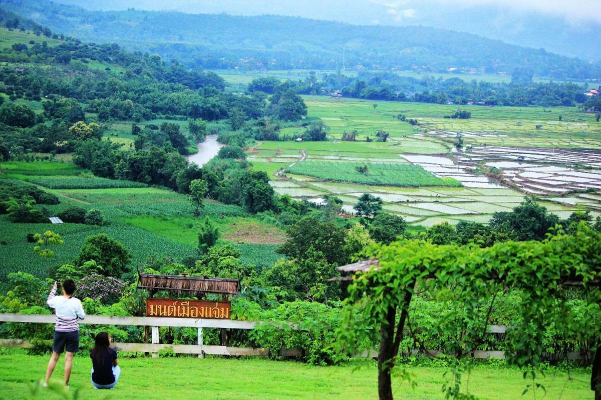 มนต์เมืองแจ่ม Hotel Mae Chaem Eksteriør billede